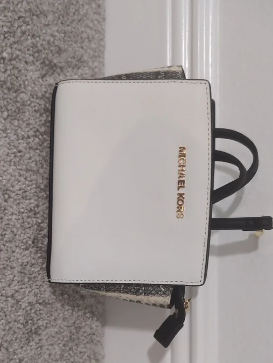 Michael Kors White and Black Small Satchel with Gold Logo And Detachable Strap - Picture 1 of 1
